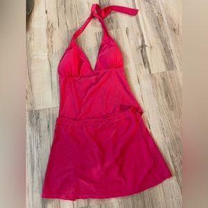 NWT- One piece with skirt. Removable pads
